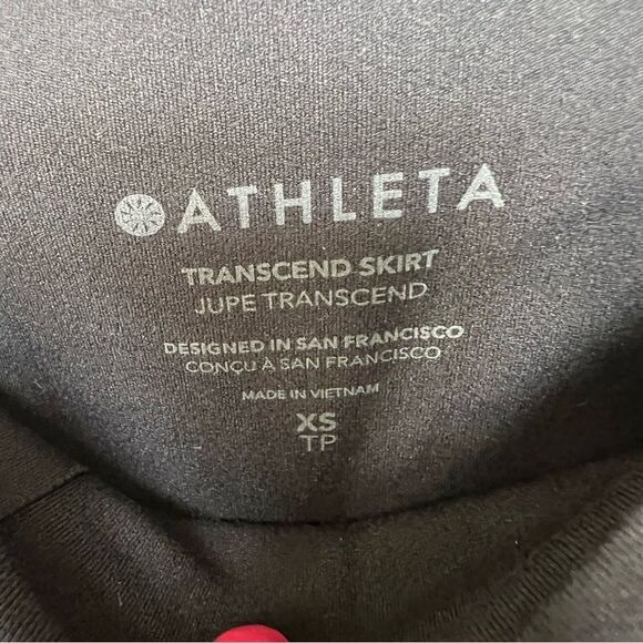 Athleta NWT Transcend High Rise Stretch Pencil Skirt Black Size XS - Picture 9 of 15